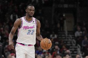 视频直播-美记：若能得到有影响力的球员&amp;28年之前的首轮 热火将愿意维金斯