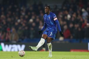 开云体育-英媒：引进胡安卢的谈判进展缓慢，那不勒斯有意切尔西后卫迪萨西