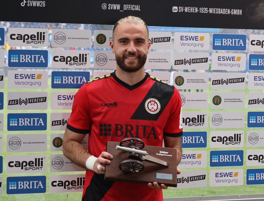 app下载-韦恩威斯巴登前锋：相信拜仁会重视我们，希望和凯恩交换球衣