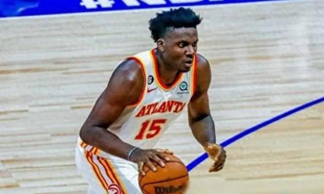 官方网站-尼克斯休赛期追逐卡佩拉失败 补中锋仍是首要任务