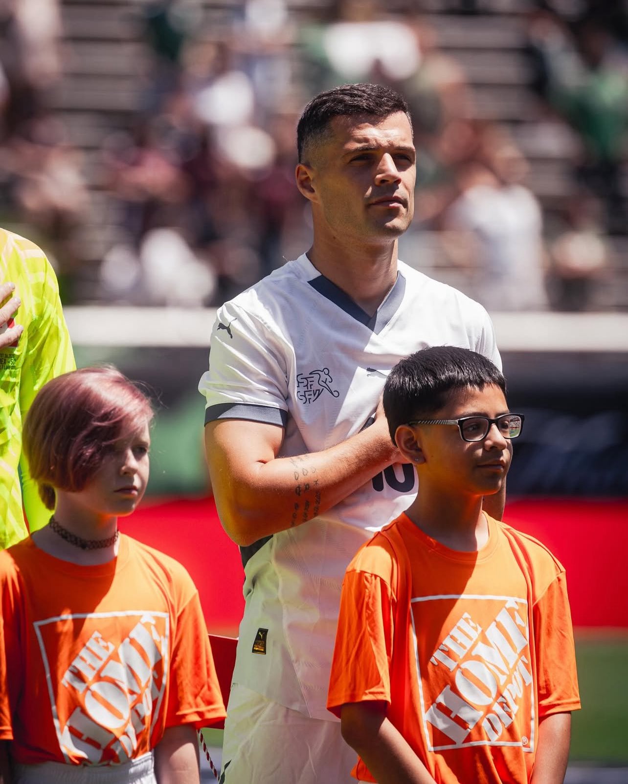 在线入口-记者：桑德兰加入扎卡的竞购行列，转会费1000万欧